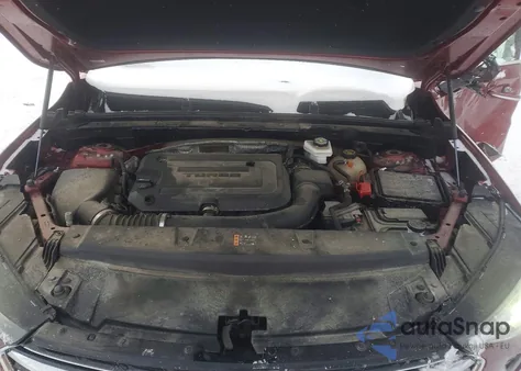 2022 Buick Envision Essence z USA, uszkodzony, nr VIN LRBFZNR42ND128726